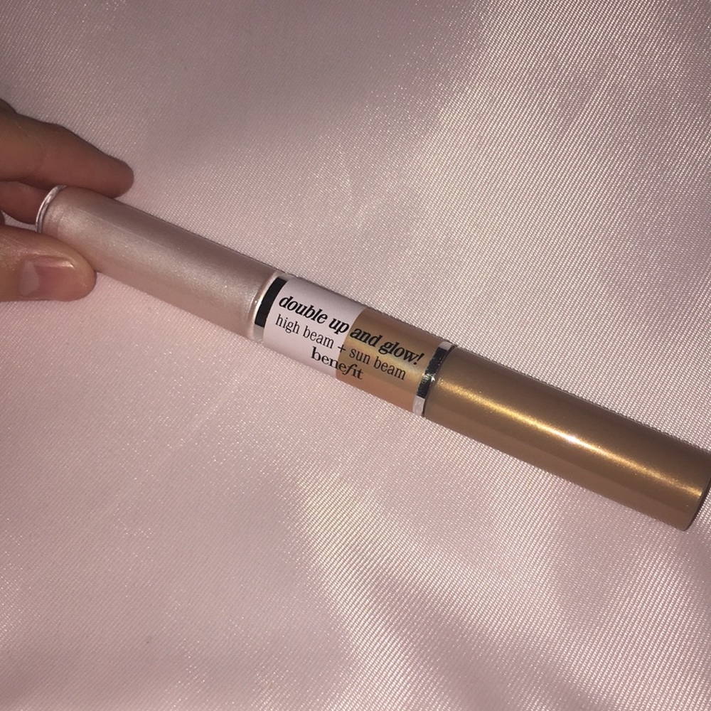 Benefit Cosmetics complexion highlighters